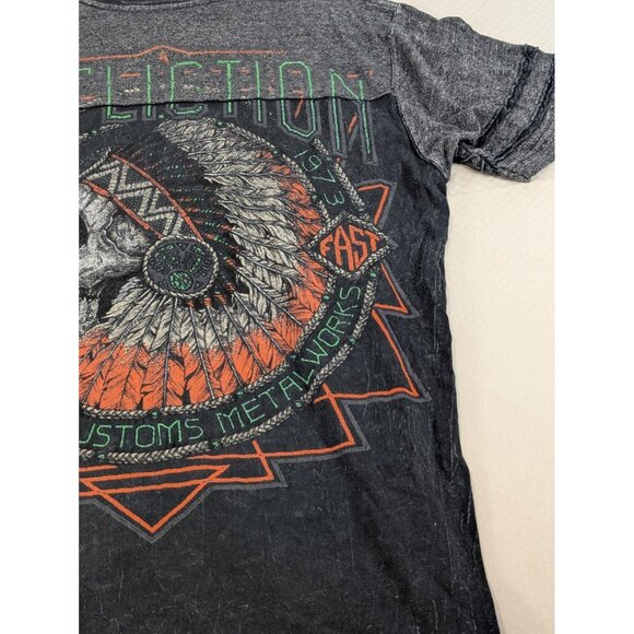 Affliction Men's T-Shirt Live Fast Indian Skull Head AOP Goth Punk MMA M Medium - Picture 6 of 8
